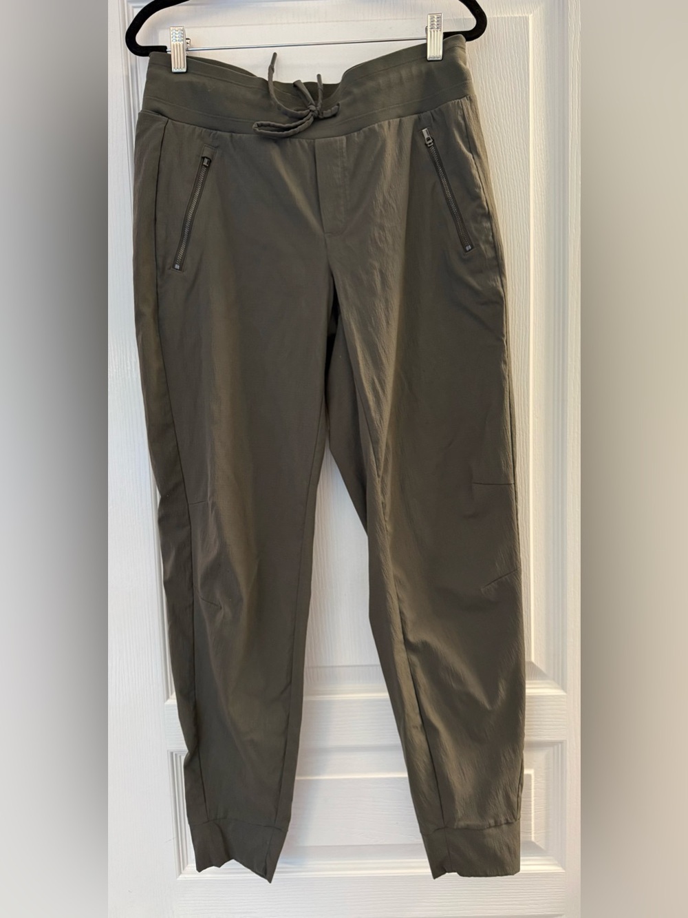 Athleta Olive Trekkie North Joggers, Medium Tall